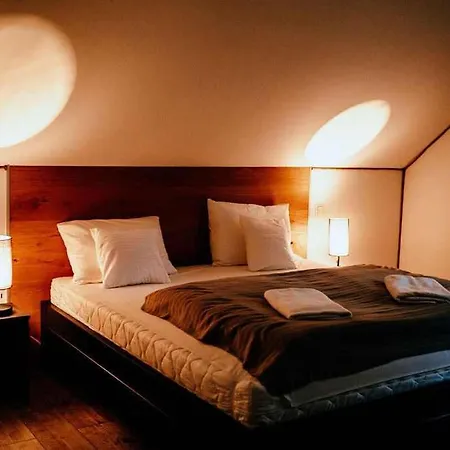 Lunatykowa * Giebultow (Lwowek Slaski)