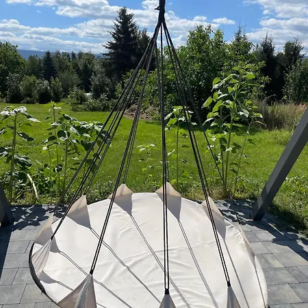 Semesterbostad Lunatykowa Giebultow (Lwowek Slaski)